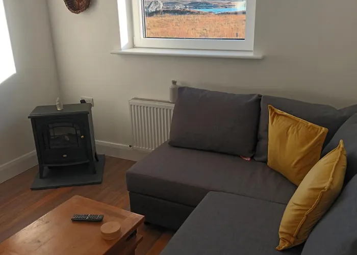 Connemara Lake View Apartment Camus Eighter photo